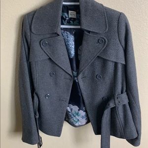 Women dress coat in perfect condition